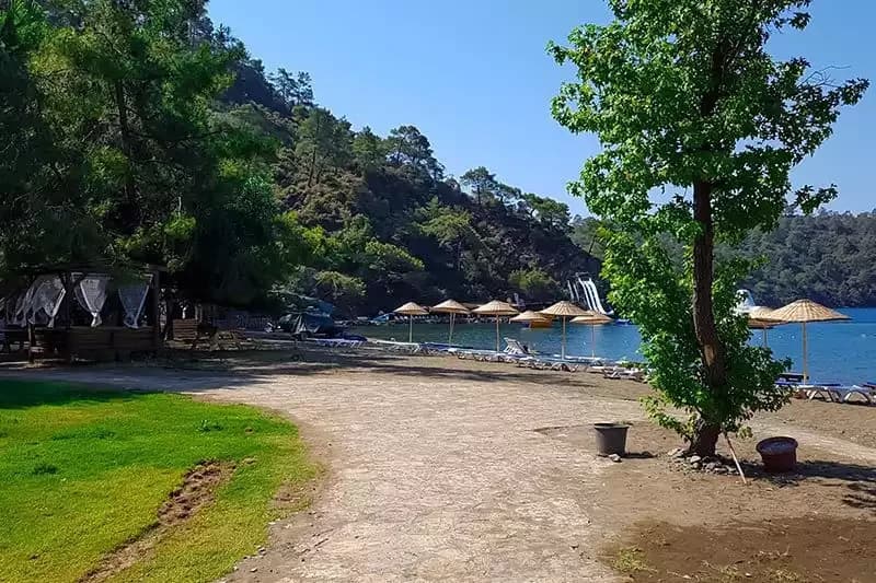Günlüklü Koyu Plajı: Fethiye'nin Sakin ve Harika Yüzü