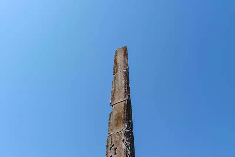 Iznik dikilitas obelisk bestas