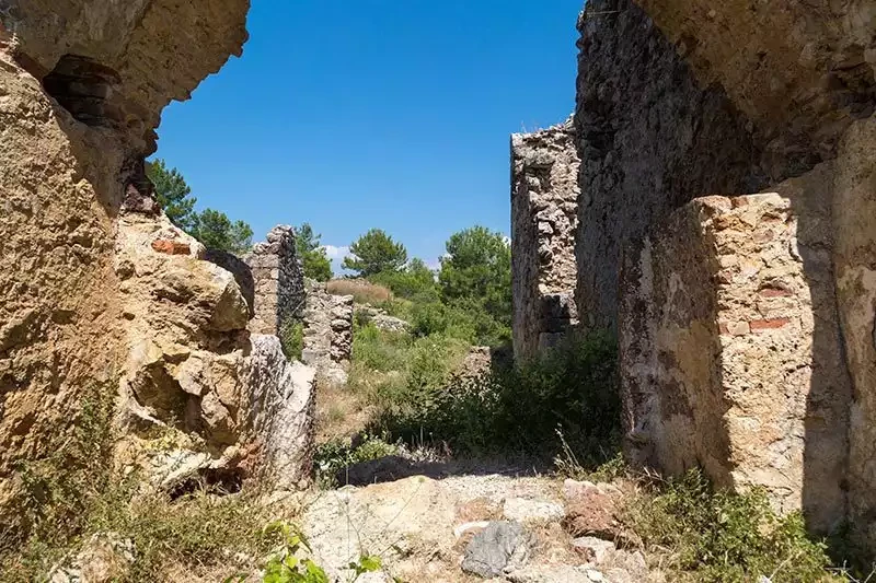 Alanya syedra antik hamami kalintilari