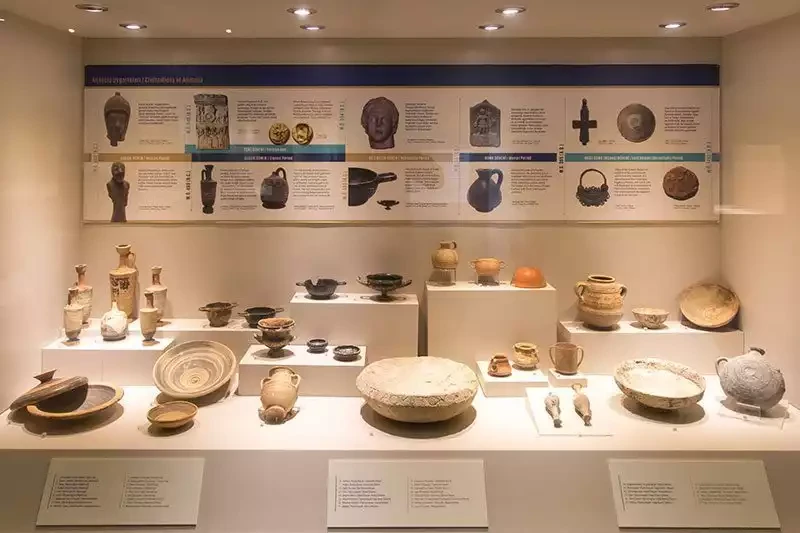 Antalya alanya arkeoloji muzesi pismis kap
