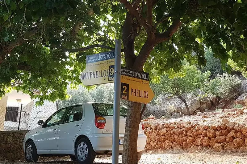 Phellos antik kenti likya yolu tabelasi