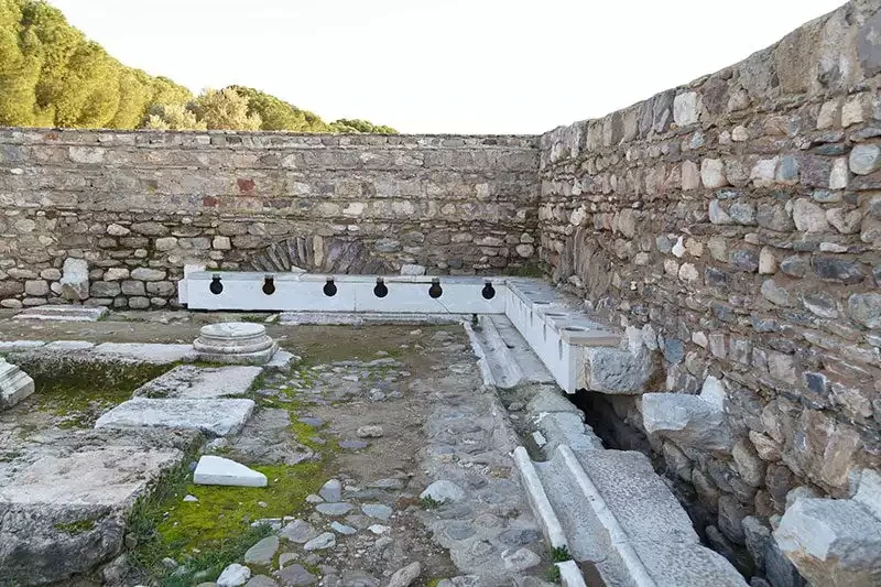 Tralleis antik kenti tuvaletler