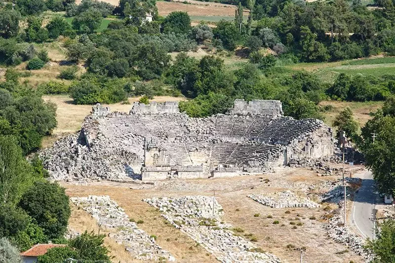Tlos antik kenti tiyatrosu