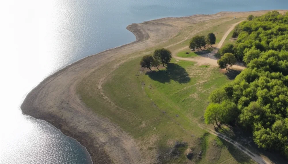 Esenceli kamp alani cadir yerleri