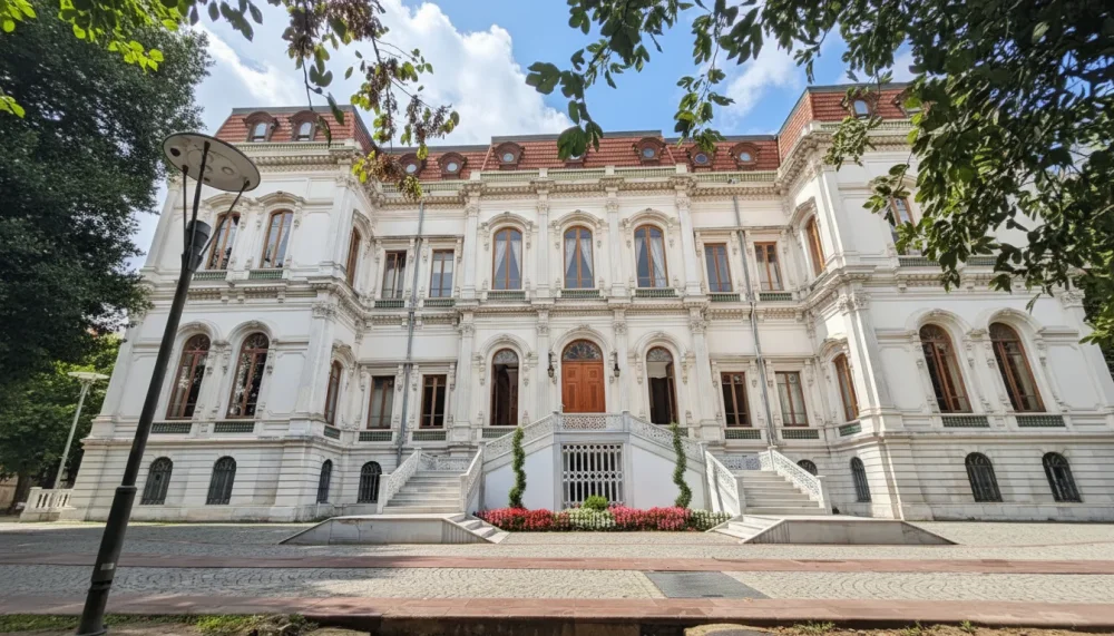 Hababam sinifi muzesi gezilecek yerler