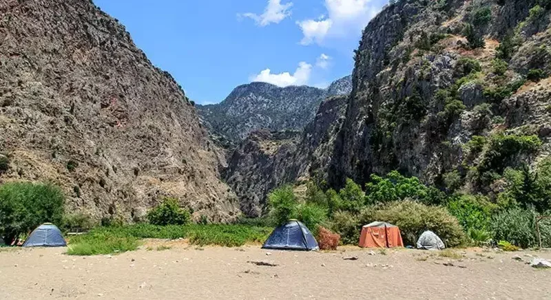 Kelebekler vadisi cadir kampi konaklama
