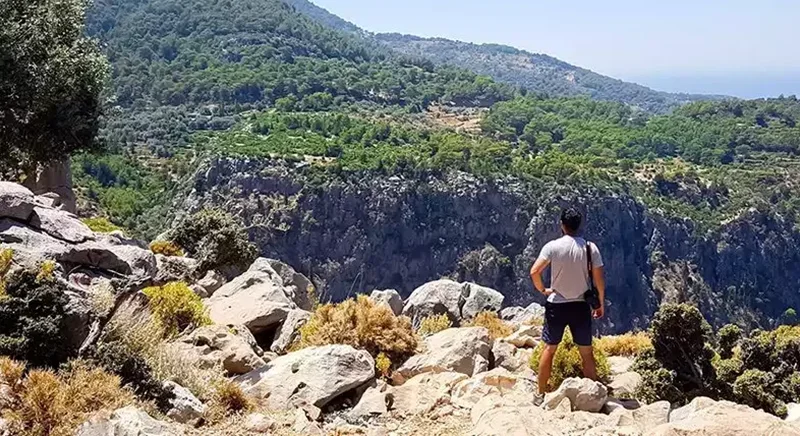 Kelebekler vadisi faralya seyir noktasi manzarasi