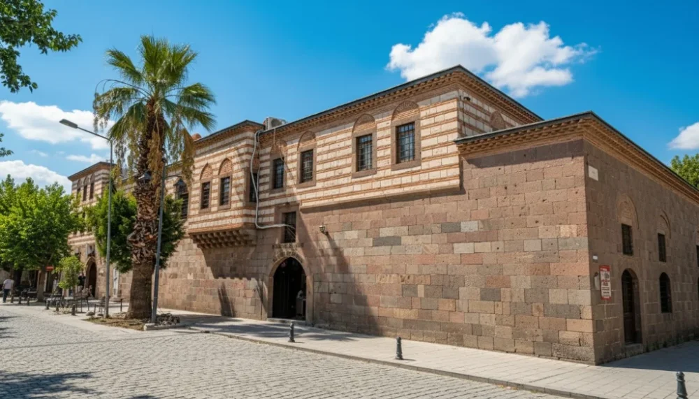 Kizlaragasi hani nerede nasil gidilir giris