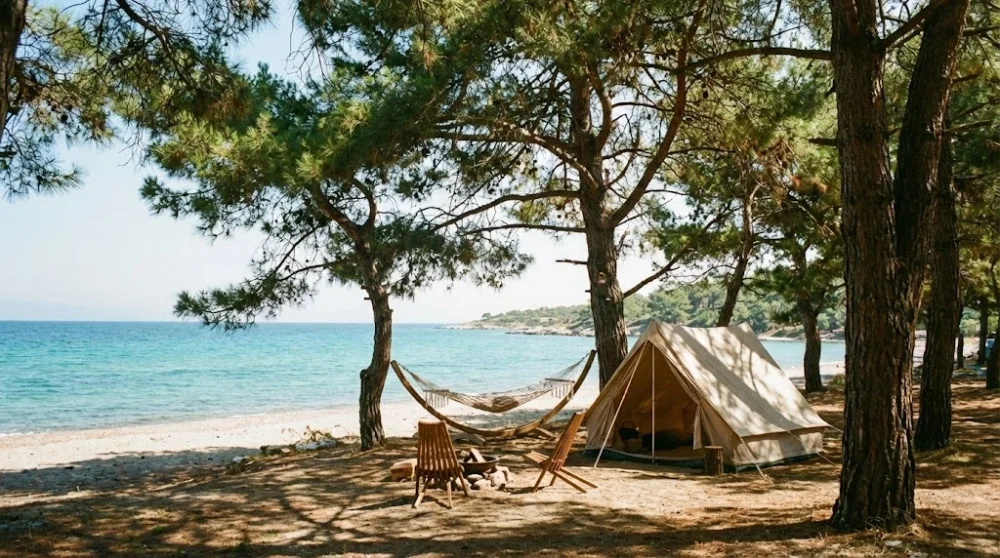 Gümüldür Gezi Rehberi: Plajlar, Kamp Alanları ve Ulaşım [year]