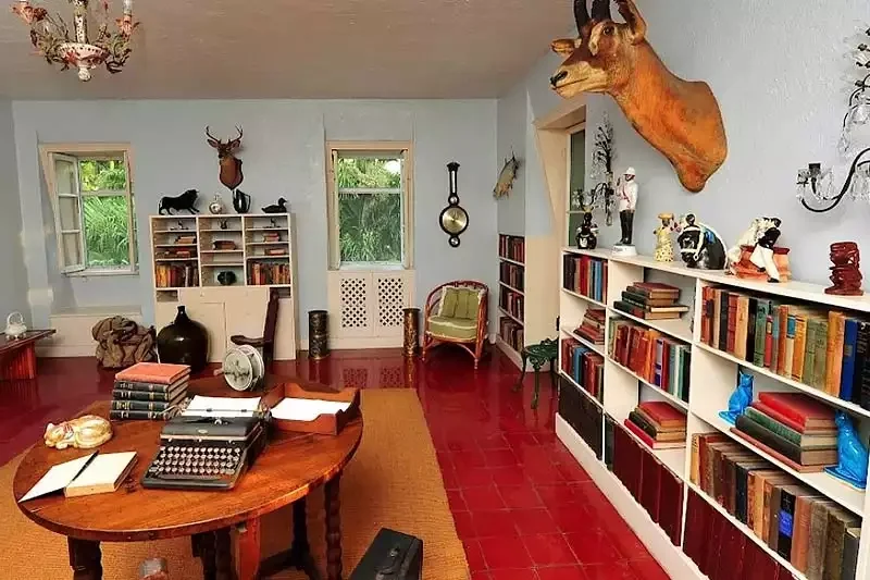 Hemingway home key west museum writing room