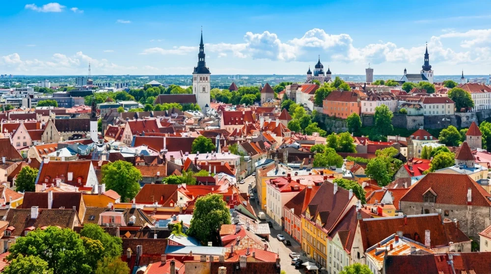 Best Time to Visit Estonia: Weather, Festivals & Prices