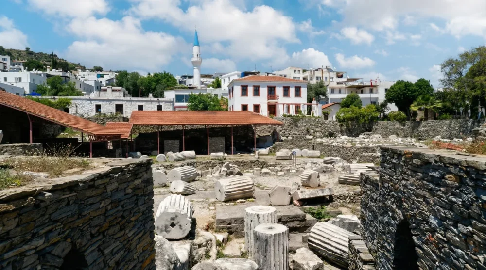 Halikarnas Mozolesi kalıntıları