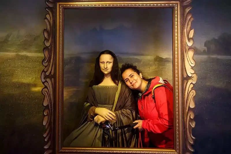 Madame tussauds amsterdam exhibits