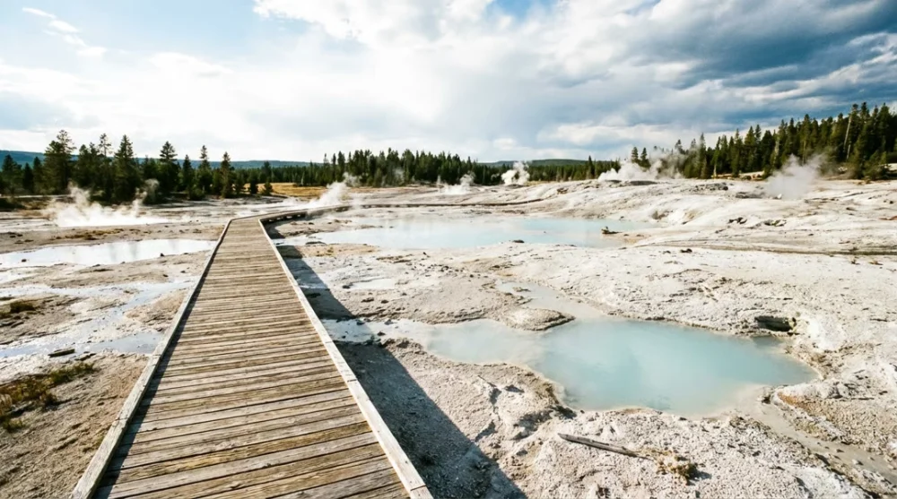 Porcelain basin lunar landscape