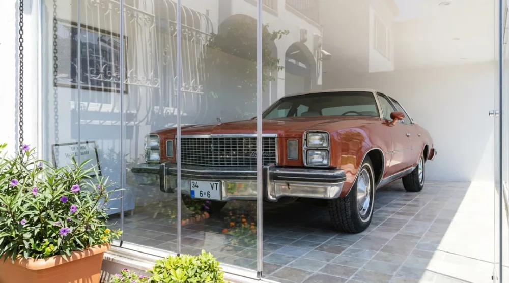 Zeki muren sanat muzesi buick regal araba