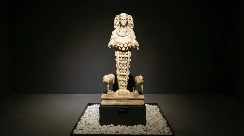 Efes Müzesi: [year] Giriş Ücreti, Eserler ve Ziyaret İpuçları