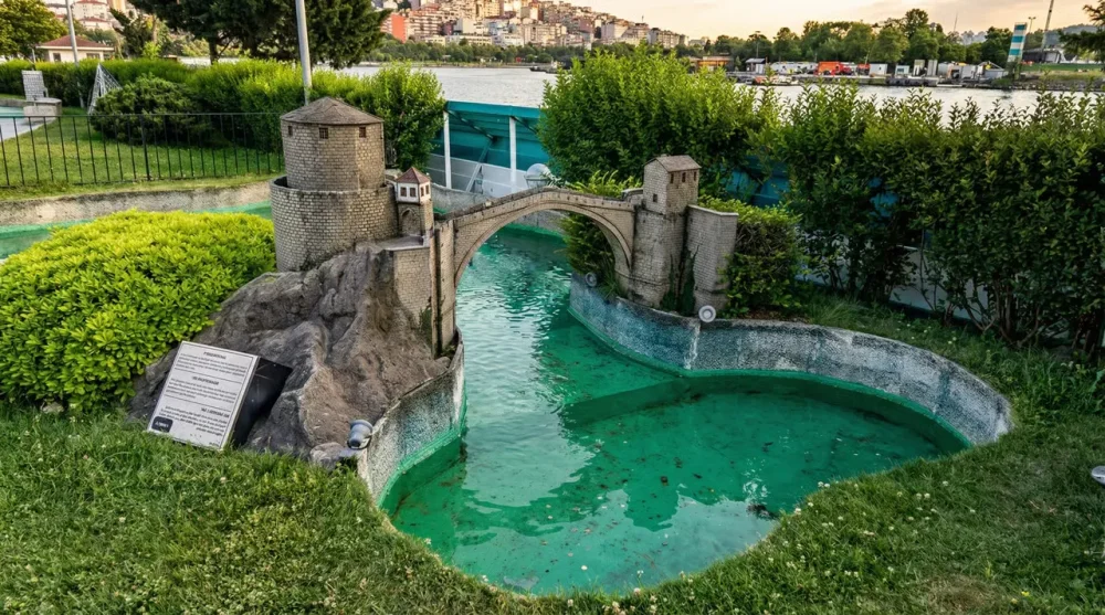 Miniaturk mostar koprusu