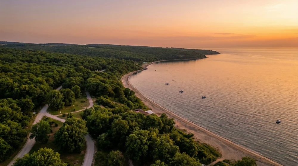 Silivri Kamp Alanları: Denize Sıfır ve Orman İçi Rotalar