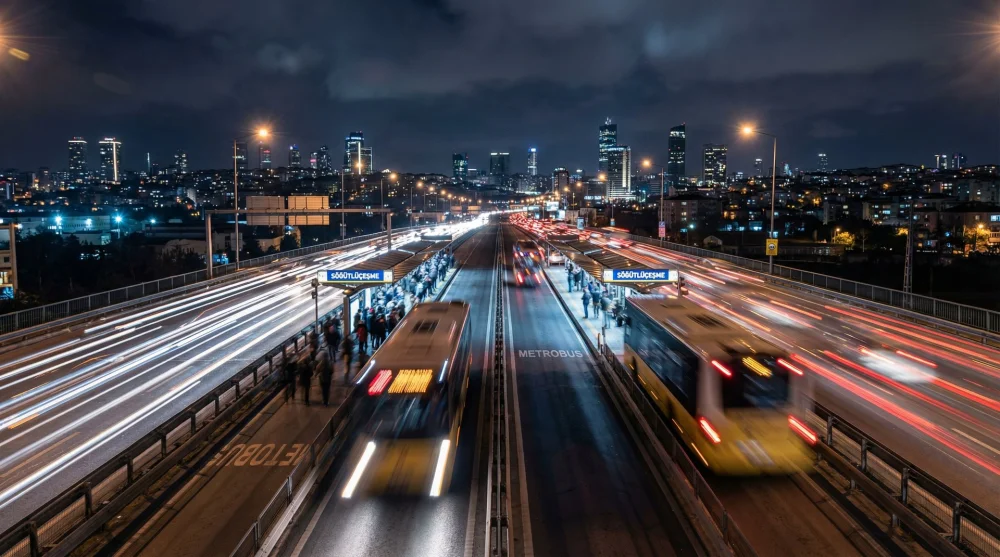 İstanbul'un Her Yerinden Kadıköy'e Nasıl Gidilir? En Hızlı Rotalar