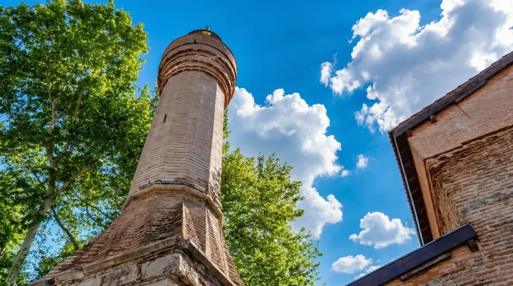 Iznik ayasofya orhan camii minaresi