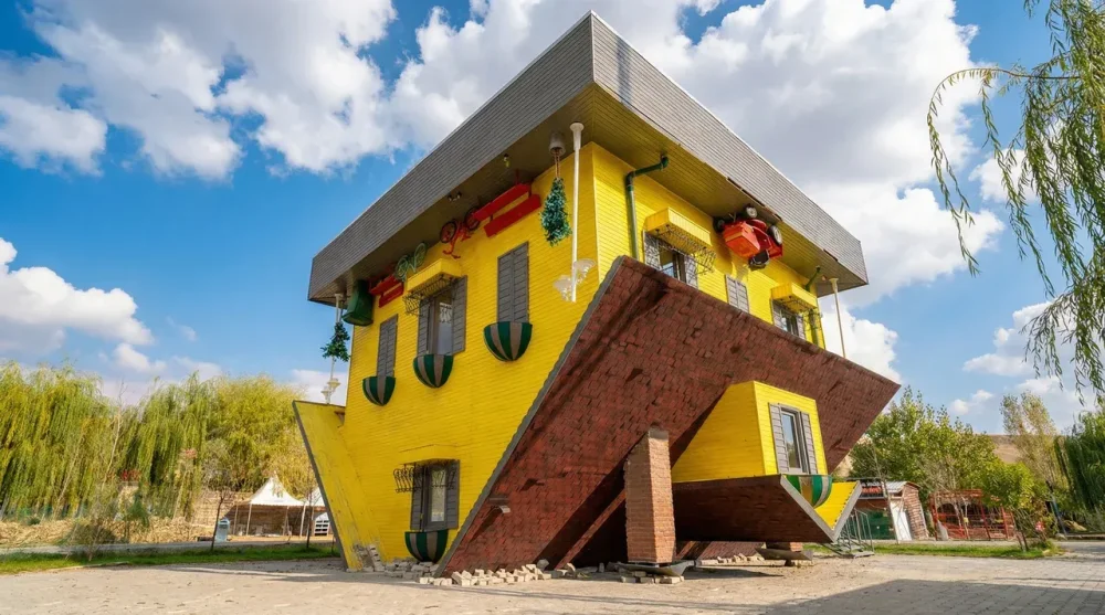 İstanbul Ters Ev Nerede ve Giriş Ücreti Ne Kadar?