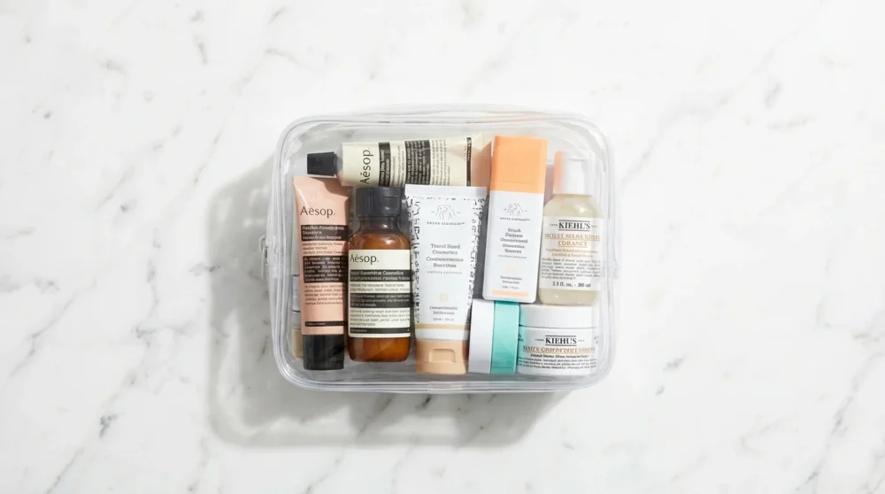 Havalimanı g&uuml;venlik kurallarına uygun şeffaf kilitli poşet i&ccedil;indeki seyahat boyu kremler