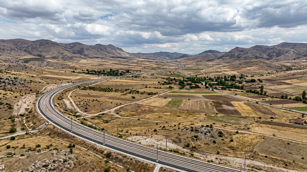 Ankara-Sivas YHT: Bilet Fiyatları, Sefer Saatleri ve Duraklar