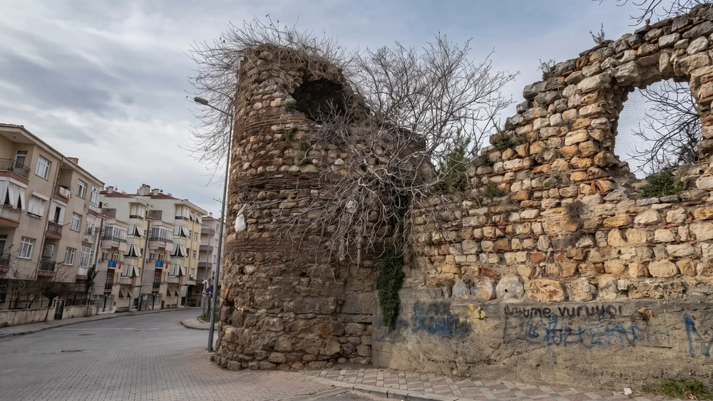 Darıca Kalesi, Dudayev Parkı ve Bayraktepe
