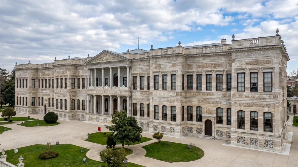 Milli Saraylar Resim Müzesi: Öne Çıkan Salonlar ve Ziyaret Planı