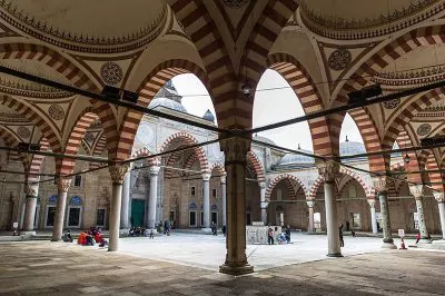 Edirne Selimiye Camii: Göz Alıcı Mirası ve Anlam Dolu Hikayeleri