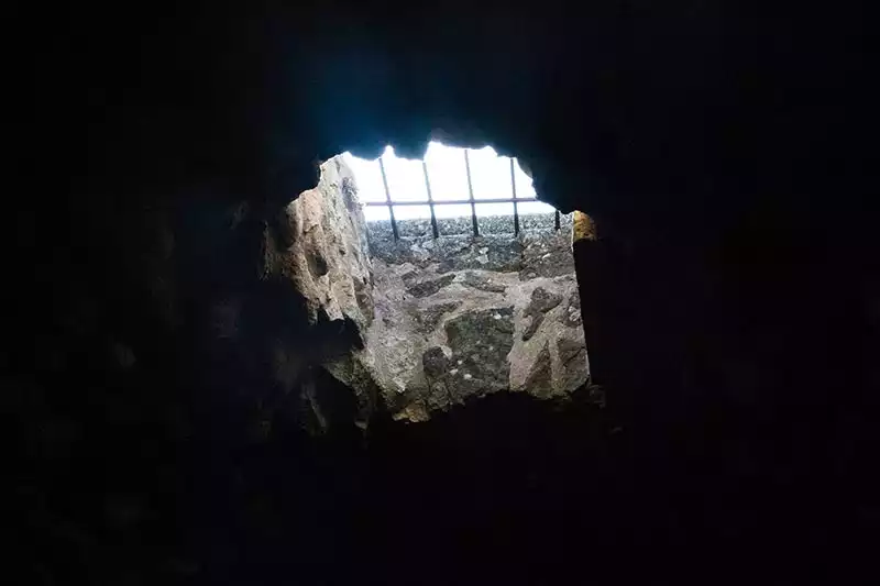 Bergama Asklepion Tunel Delikleri