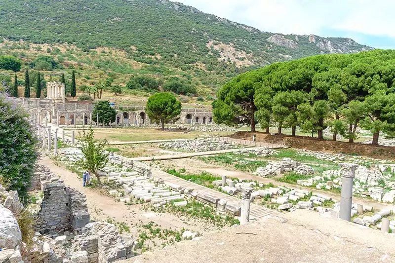 Efes Antik Kenti Agora Kalintilari