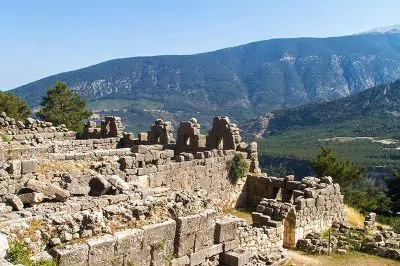 Arykanda Antik Kenti: Antik Dönemin İzleri