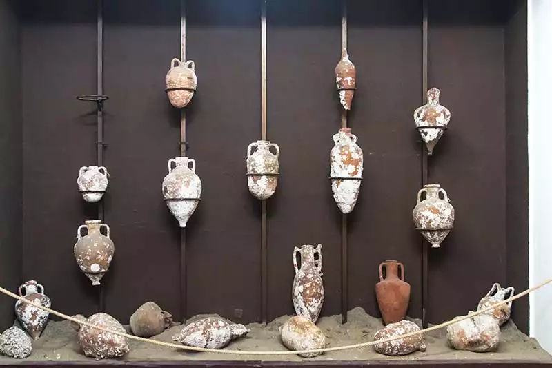 Canakkale Arkeoloji Muzesi Canakcomlek