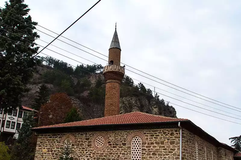Mudurnu Kanuni Sultan Suleyman Camii Minaresi