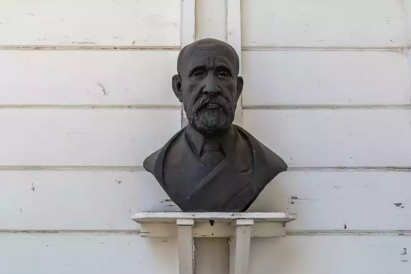 Osman Hamdi Bey Muzesi Portre Heykeli