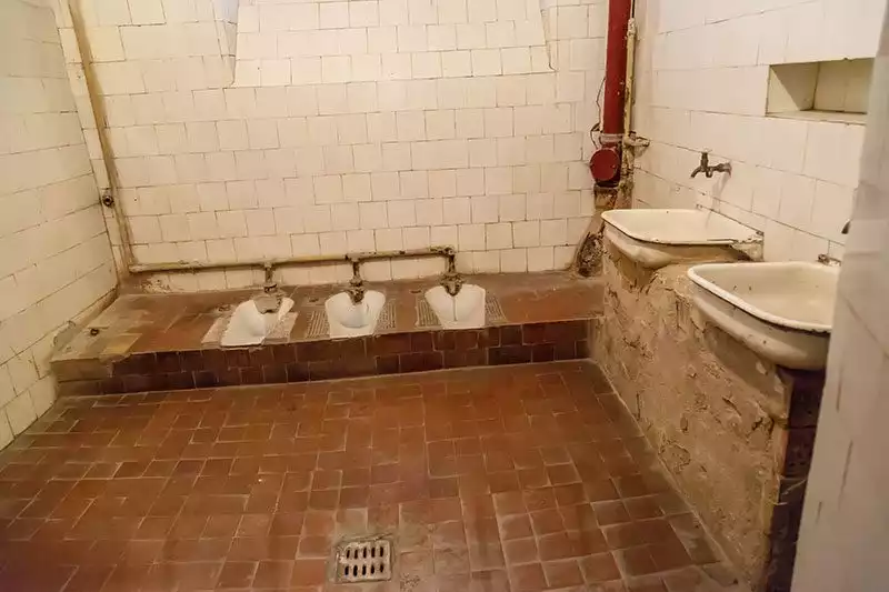 Litvanya Kgb Muzesi Tuvaletler