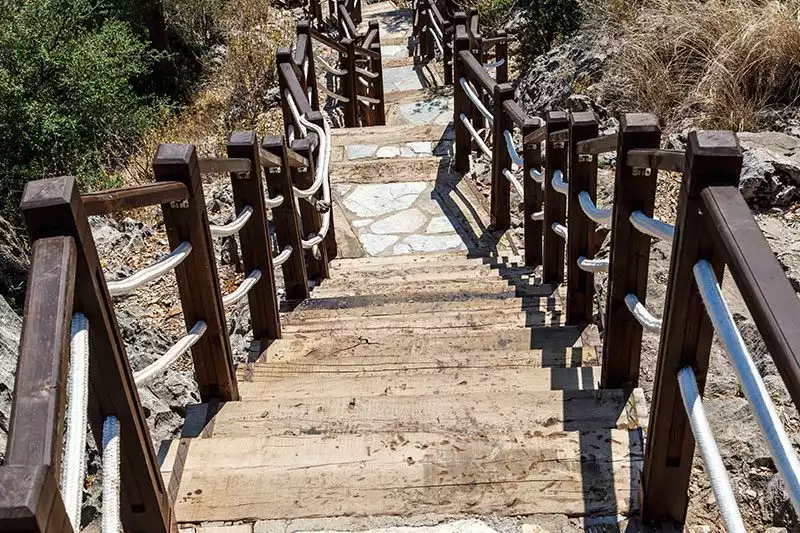 Karain Magarasi Merdivenleri