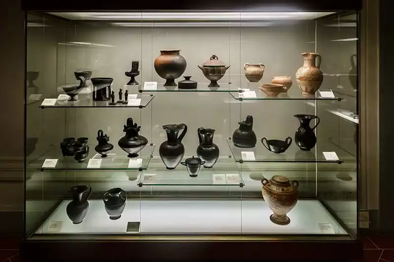 Floransa Arkeoloji Muzesi Antik Canak Comlek