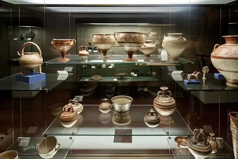 Floransa Arkeoloji Muzesi Antik Vazo Frizleri
