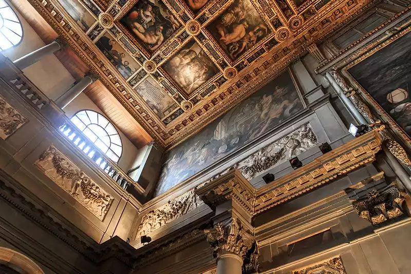 Palazzo Vecchio Salon Suslemeleri