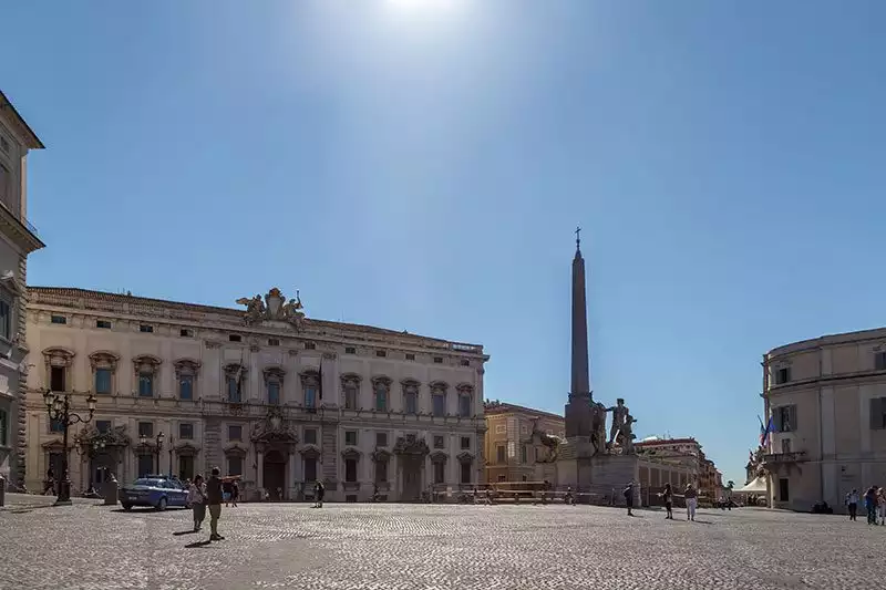 Piazza Del Quirinale Roma Meydani