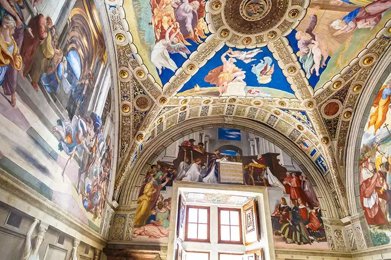 Vatikan Muzeleri Raffael Odalari
