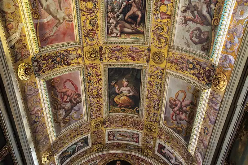 Vecchio Muzesi Studiolo Di Francesco Suslemeleri