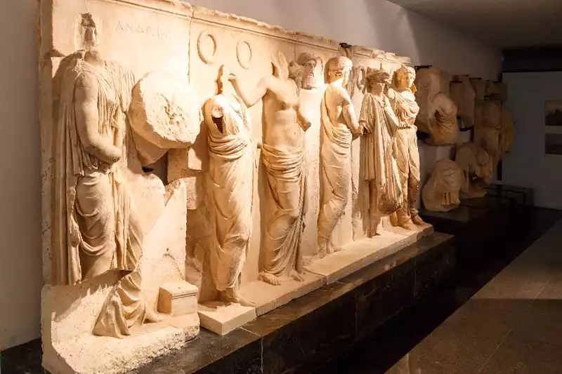 Aydin Afrodisias Antik Kenti Muzesi Zolios Aniti