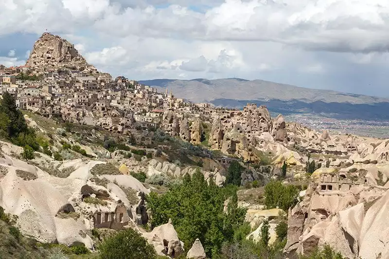 Kapadokya Guvercinlik Vadisi Uchisar Kalesi Goruntusu