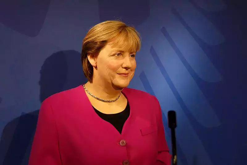 Amsterdam Madame Tussauds Muzesi Angela Merkel