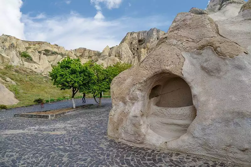 Kapadokya Goreme Aziz Basli Kilisesi Gezisi