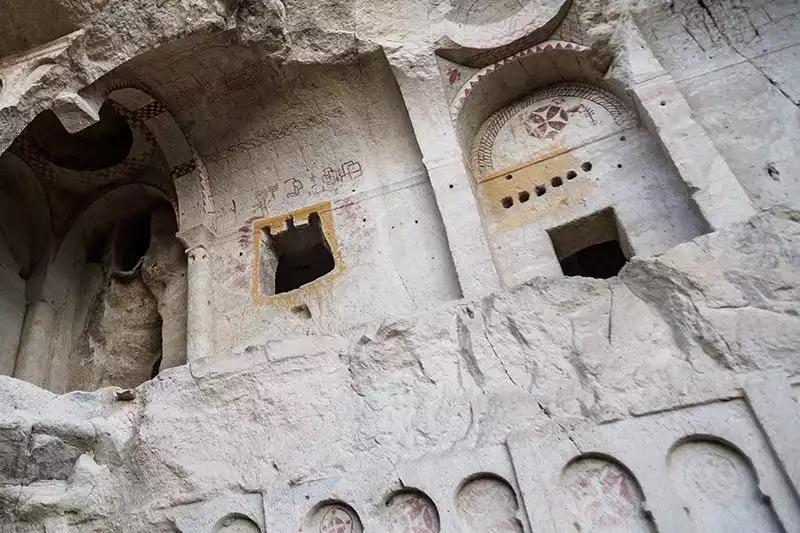 Kapadokya Goreme Karanlik Kilise Gezi