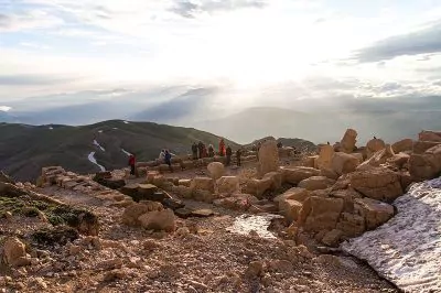 Nemrut Dağı: Tanrıların Şahitliğinde Doğan Güneş